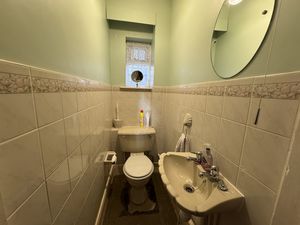 Cloakroom- click for photo gallery